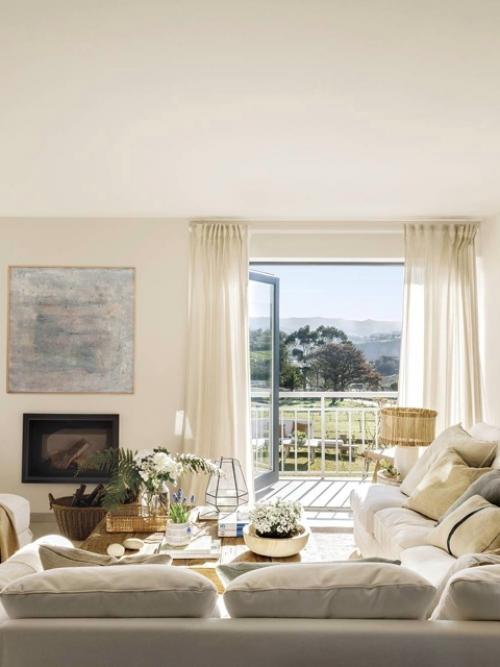 Уютный дом с потрясающим видом на залив. 01