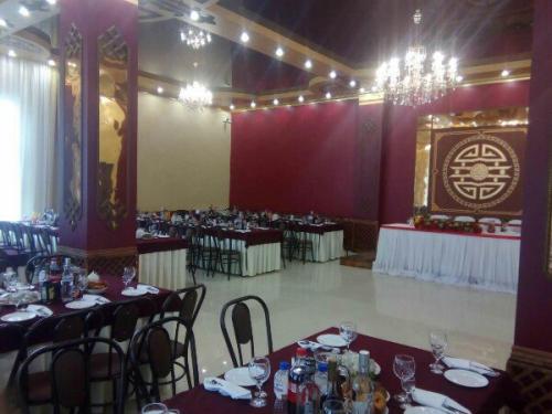 Открылся новый банкетный зал калмыцкой кухни до 200 мест. 05