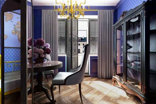 Другая эпоха.  Проект спальни - гостиной для молодого человека, навеянный александровским дворцом. 01