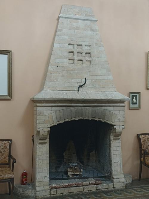 Ребята, мы побывали в настоящем замке с привидениями! 06