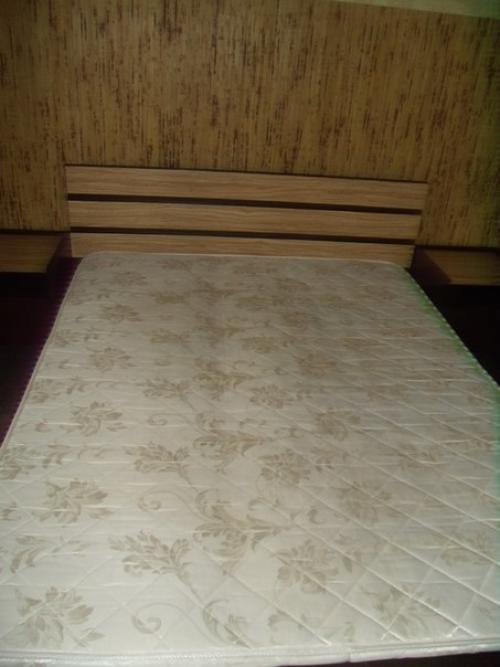 Продам свою спальню. 02