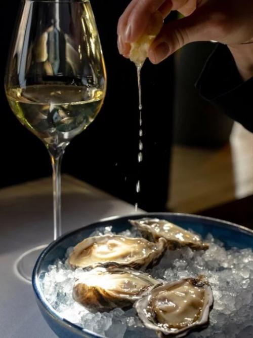 Jerome: маленькая, но совершенная Италия в центре Петербурга. 01