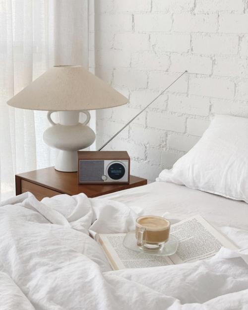 В своей первой книге Шведские Интерьеры элейш и ван бримс рассказывают о 27 различных элементах скандинавского дизайна. 02