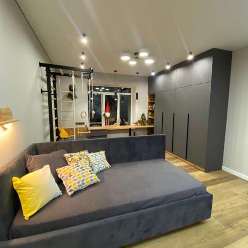 Красками разными: белыми, красными. 04