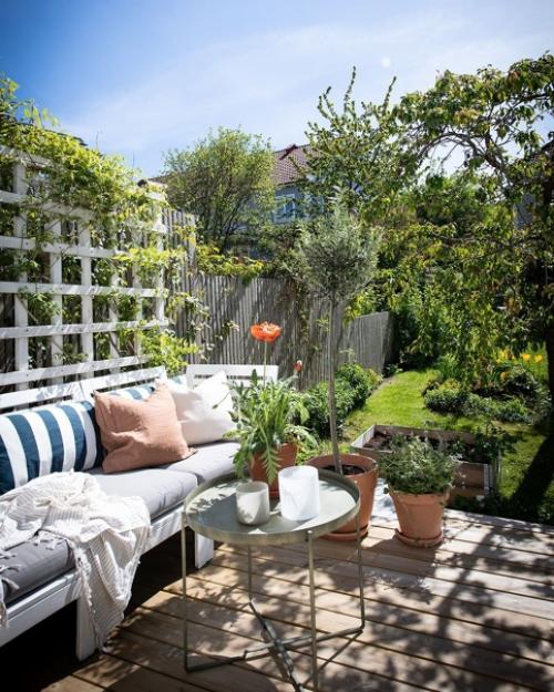 Добро пожаловать в уникальный дом, расположенный в центре города с жилой атмосферой! 03