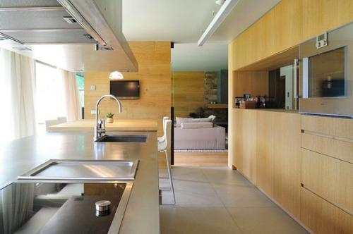 Дом в облаках княжества Андорра. 01