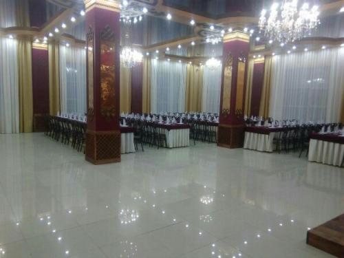 Открылся новый банкетный зал калмыцкой кухни до 200 мест. 01