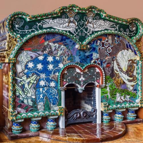 Измрудный замок на улице Марата. 02