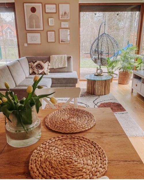 А вот еще один приличный скандинавский интерьер загородного дома. 05