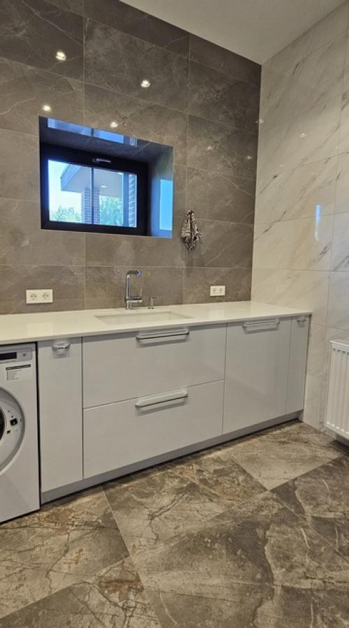 Продолжаю показывать красивый дом с нашей мебелью. 08