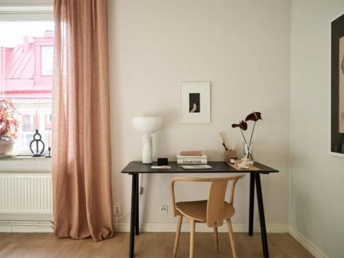 Приятный и нежный дом в цвете шалфей с тёплыми акцентами. 03