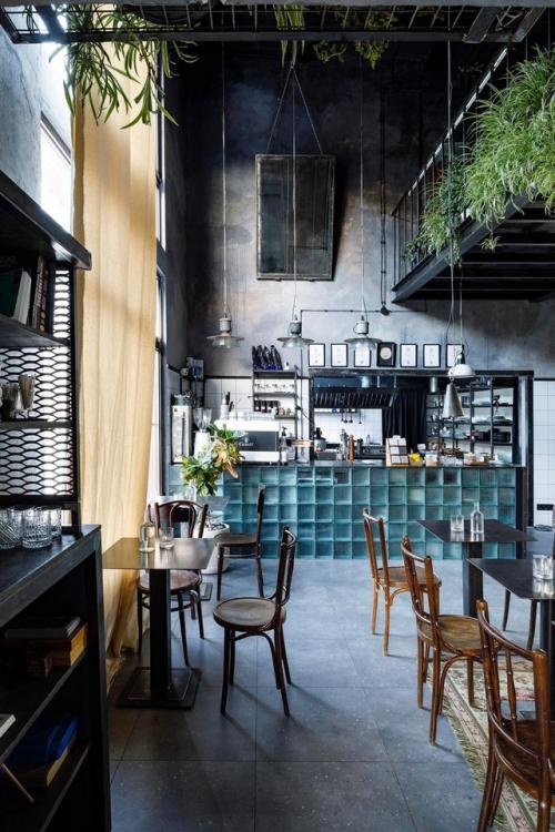 Кафе в красной поляне: стиль, вдохновлённый архитектурой пространства. 04