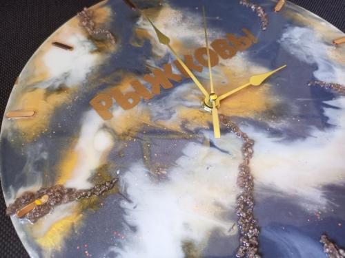 Часы фамильные - это не просто устройство для измерения времени, это символ вашей семьи, который будет сопровождать вас каждый день. 01