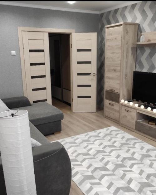 Все идеи обустройства нашей скромной квартиры мы подсмотрели в интернете. 01