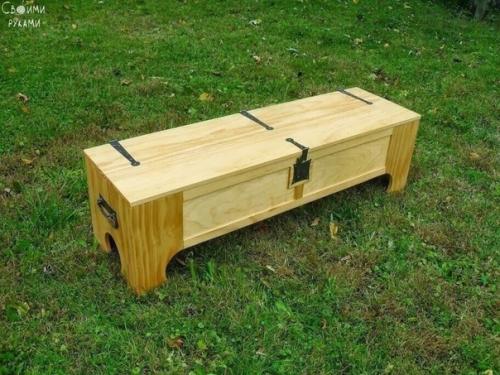 Вот такая вот замечательная самодельная складная (или раскладная) кровать на случай приезда гостей. 07