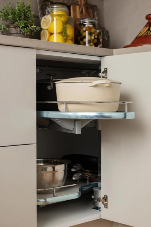 Мы представляем вам подборку кухонь в бежевых тонах. 02