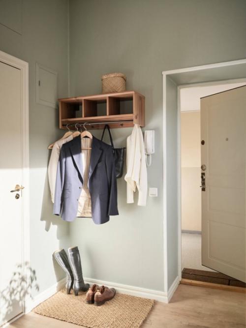 Приятный и нежный дом в цвете шалфей с тёплыми акцентами. 08