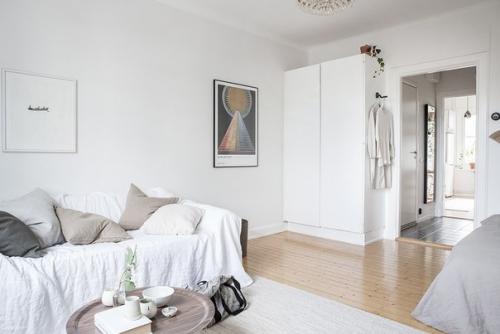 Ничего не можем поделать со своею любовью к таким интерьерам, наполненным светом. 01