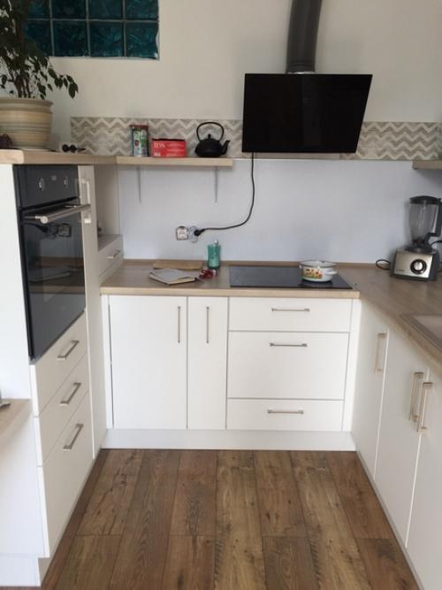 Здравствуйте, хочу поделиться своей новой кухней и услышать советы и комментарии, на будущее. 01