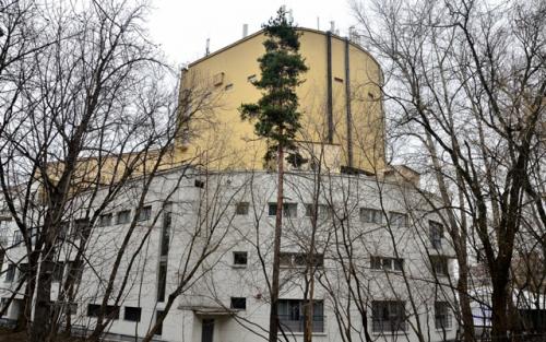 Дворец культуры имени Сергея Горбунова, также известный как ДК Горбунова или Горбушка, представляет собой значимое культурное учреждение Москвы. 04 Дворец культуры имени Сергея Горбунова, также известный как ДК Горбунова или Горбушка, представляет собой значимое культурное учреждение Москвы. 04