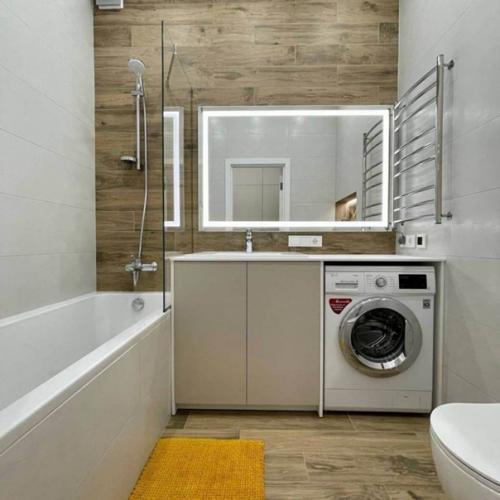 Кухня гостиная с балконом и спальней. 03