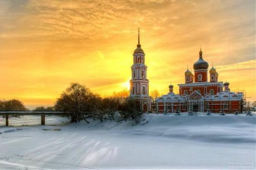 Нескучное путешествие из Петербурга в Москву: 10 интересных достопримечательностей. 03