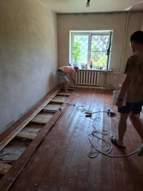 Чтобы быть эффективной в долгосрочной перспективе, организация не должна полагаться в своём выживании только на одного человека. 02