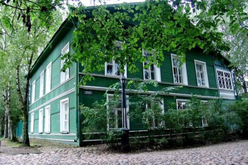 Нескучное путешествие из Петербурга в Москву: 10 интересных достопримечательностей. 04