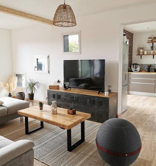 Небольшой, но стильный интерьер загородного дома в скандинавском стиле. 02