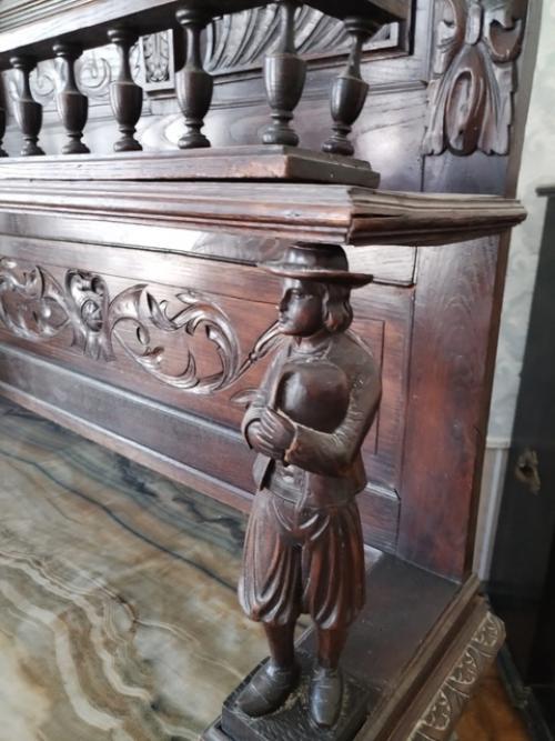 Купеческая гостиная готовится к теплым и душевным вечерам на улица Ленина, 18. 06