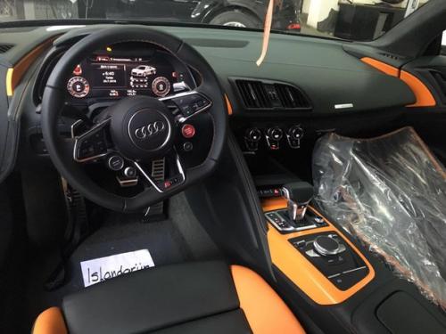 В Алматы прибыл суперкар ауди R8 V10 Plus. 06