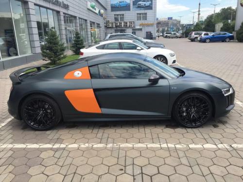 В Алматы прибыл суперкар ауди R8 V10 Plus. 02