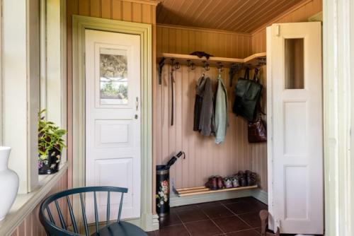 Деревенское очарование в дачном доме конца XIX века. 01 Деревенское очарование в дачном доме конца XIX века. 01