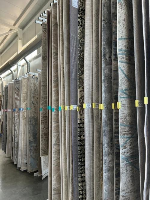 Мы предлагаем заглянуть в наш магазин в ТК Мегастрой и поближе познакомиться с представленным ассортиментом! 03