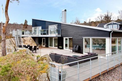 Необычный дом - мансарда в Швеции. 01