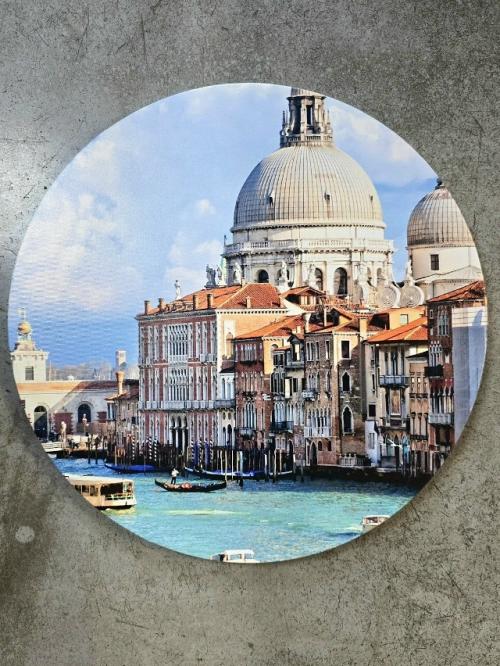 Вам нужно Оживить скучные стены? 01