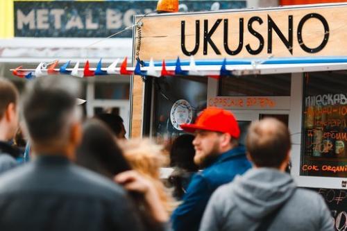 Необычные рестораны и кафе в петербургских дворах. 01