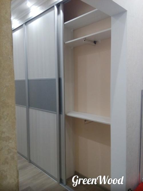Большой шкаф - купе в прихожей! 03