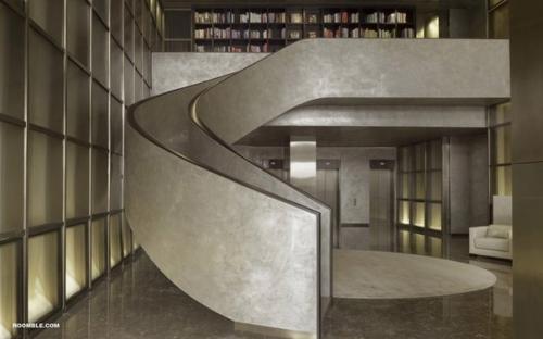 Джорджио Армани сейчас 83 года, и последние 50 из них он посвятил дизайну. 03