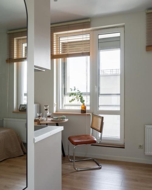 * студия 19 кв. 04