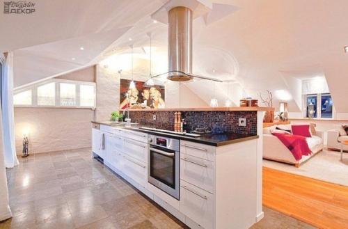 Живой и яркий дизайн интерьера квартиры - чердака. 08