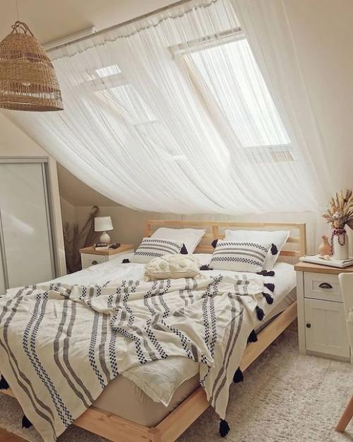 Прекрасный дом в Польше с уютным текстилем и светильниками Ikea. 01