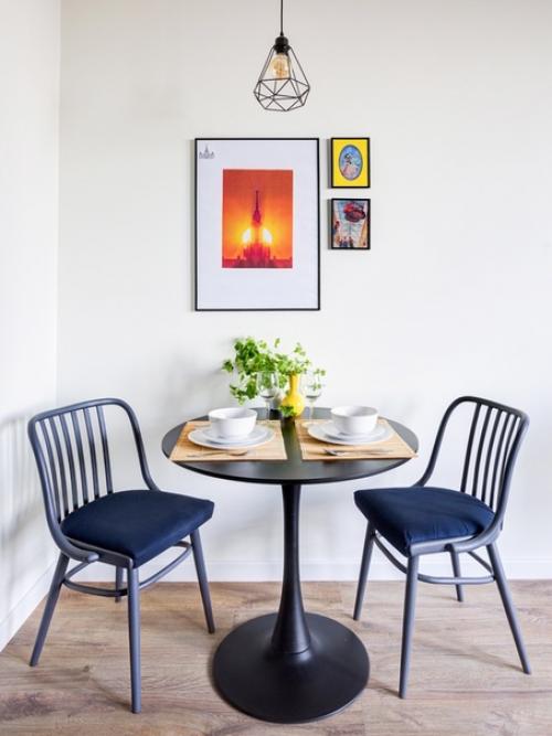 Хозяйка делала сама все. 07