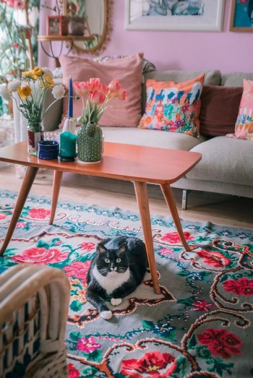 Яркая гостиная в Нидерландах. 01