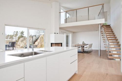 Необычный дом - мансарда в Швеции. 05