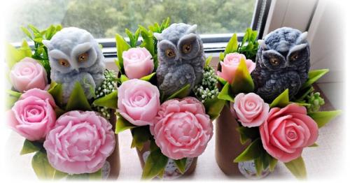 Вот такие бюджетные букетики выполнены на заказ, можно вставить топперы мамочке, учителю. 03