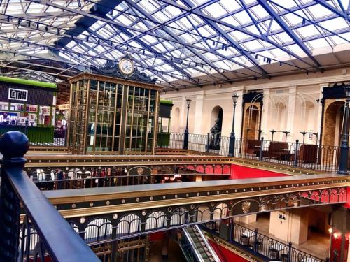 В 20 веке наш поезд Калининград - санкт - Петербург прибывал на варшавский вокзал. 06