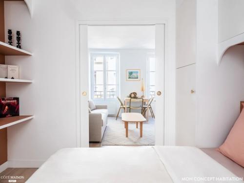 Интерьер компактной французской однушки 32 м 2 для девушки - студентки. 06