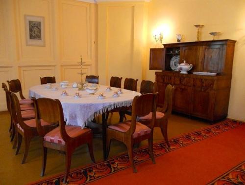 Я тебя в МУЗЕЙ поведу. 04