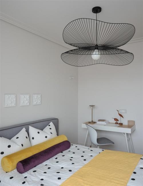 К архитектору Алексею Иванову @i_a_m_Architect обратился его постоянный заказчик с просьбой оформить квартиру для своей тещи. 04